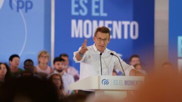 Feijóo appeals to "the moderates" already socialists "disappointed" so that Sánchez cannot "disturb democracy"