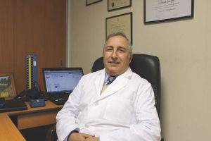 Fernando Lanas Zanetti, professor of the Master in Clinical Epidemiology at the Universidad de la Frontera and his more than 340 indexed publications