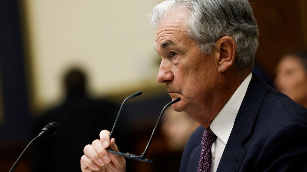 The Fed calls for greater regulation and supervision for banks