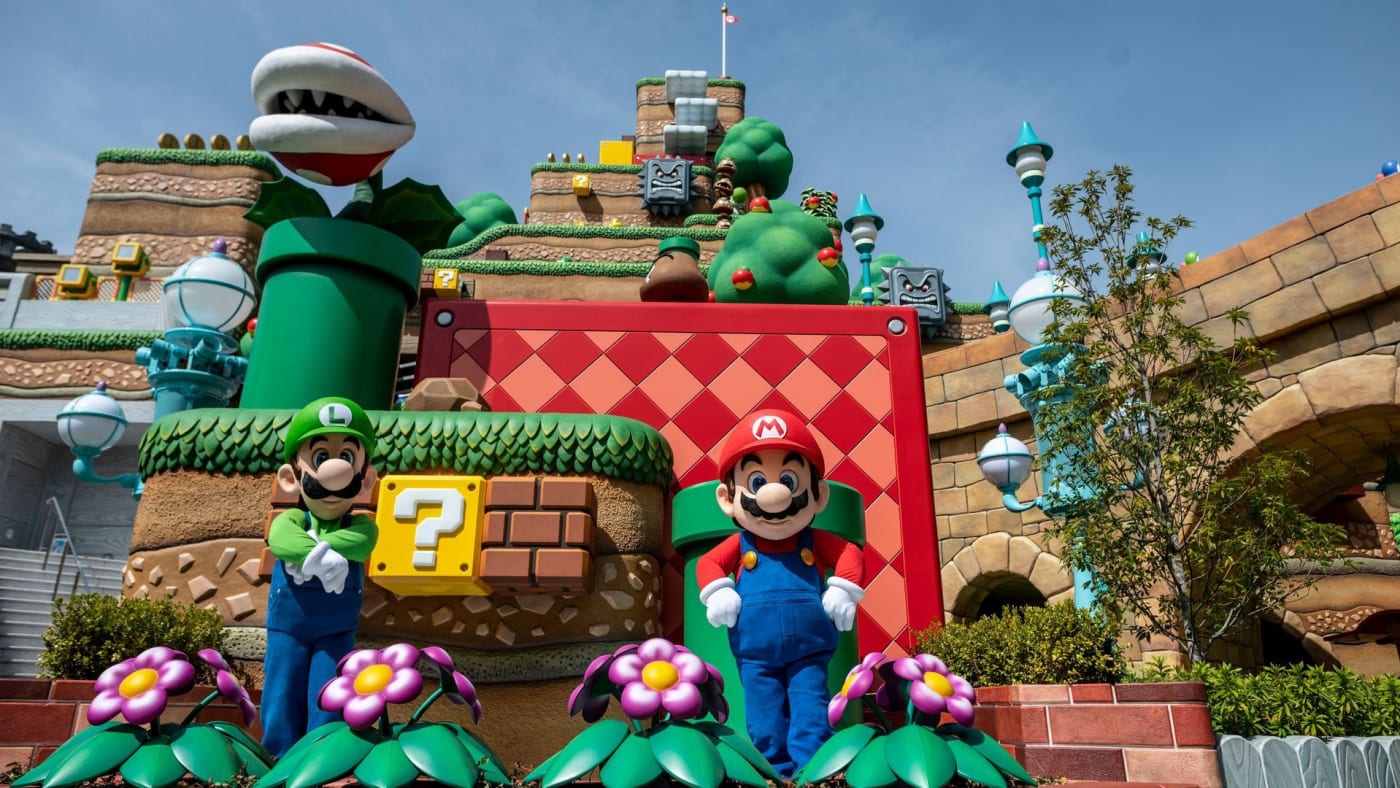 Mario and Luigi receive a new partner