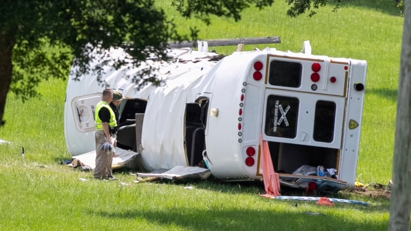 Driver accused of causing crash that killed 8 day laborers in Florida faces more charges