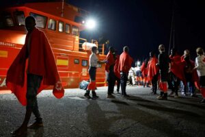 Fifteen Member States ask to create centers outside the EU for migrants rescued at sea