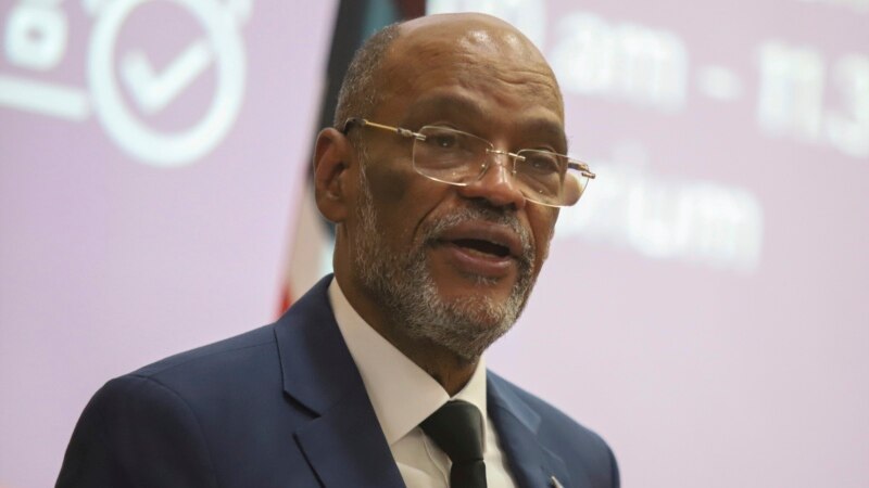 Henry resigns as Prime Minister of Haiti;  new government is installed