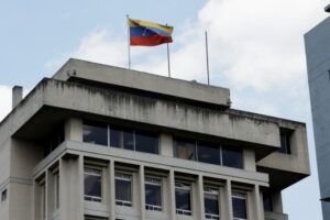 How does the closure of their consulates in Ecuador impact Venezuelans?