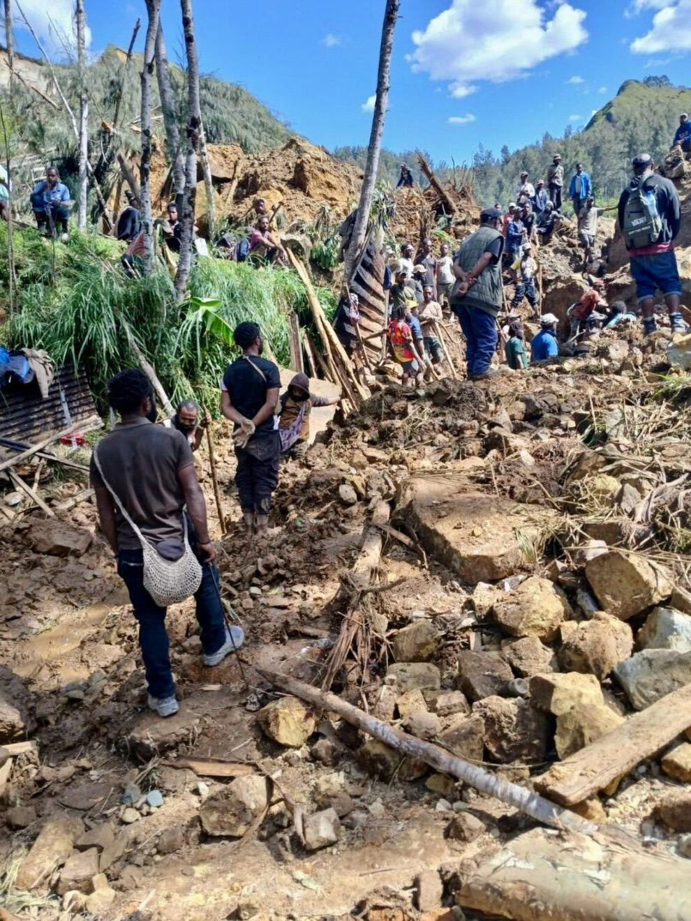 More than 2,000 buried alive in landslide in Papua New Guinea