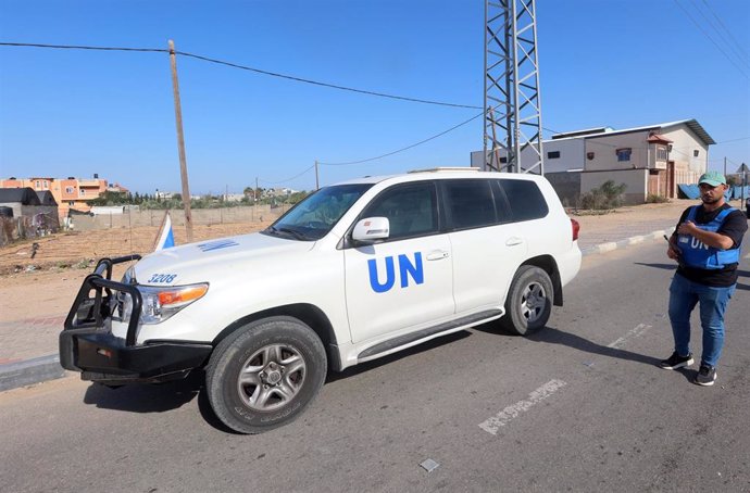 File - A United Nations vehicle on the Egyptian side of Rafah, which connects to the Gaza Strip