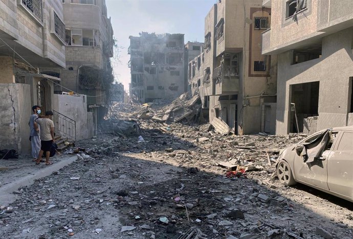 File photograph of the Shati refugee camp, in Gaza City, in the north of the Strip, after a series of bombings by the Israeli Army (file)