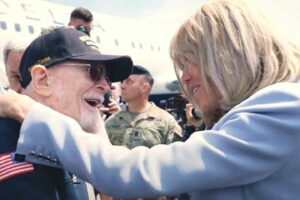 D-Day survivors return to Normandy for the 80th anniversary of the landings