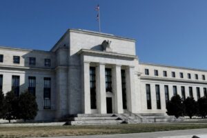 Fed maintains rates and anticipates only one cut in 2024, despite progress in inflation