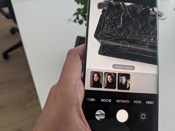 Portrait modes designed by Harcourt on the Honor 200 Pro