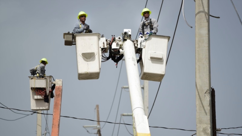 For the first time, Puerto Rico issues an excessive heat warning for the entire island