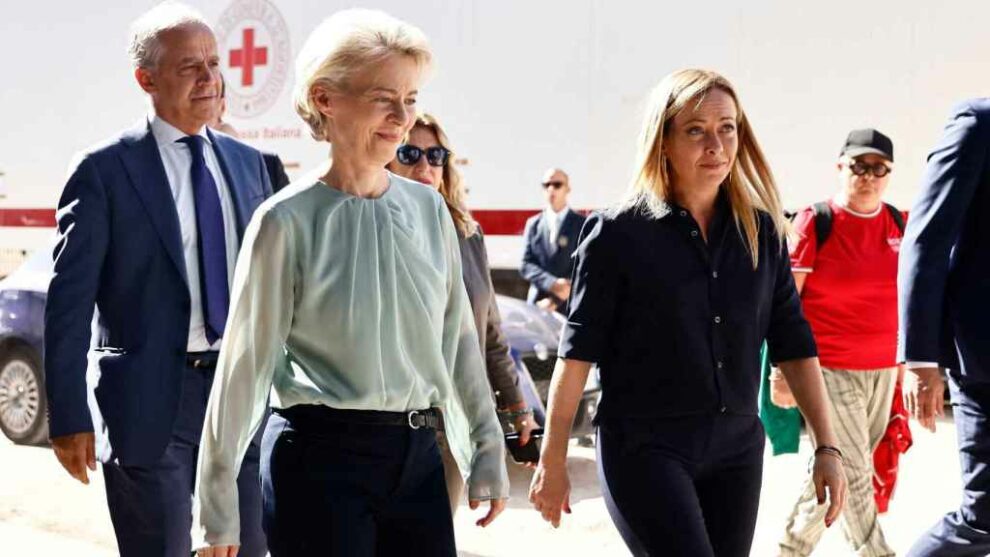 The President of the European Commission, Ursula von der Leyen, and the Italian Prime Minister, Giorgia Meloni