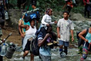 Migratory passage through Colombia, controlled by gangs in the absence of the State, says NGO