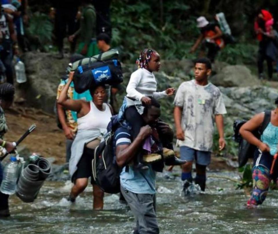 Migratory passage through Colombia, controlled by gangs in the absence of the State, says NGO