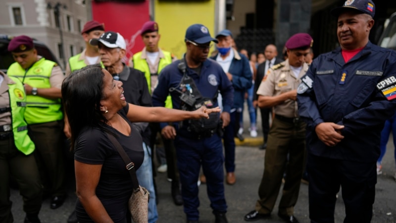 Non-governmental organization reports start of hunger strike in Venezuelan prisons