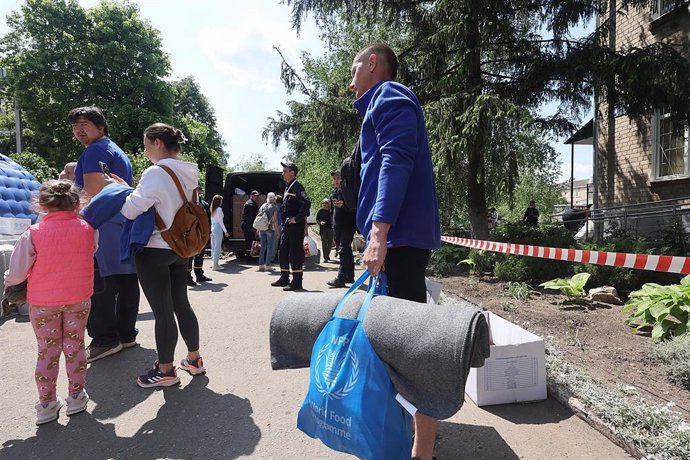 A group of displaced Ukrainians.