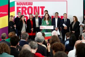 The French left proposes raising the minimum wage, retirement at 60 and a tax on the rich