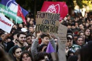 The “Popular Front” of the French left begins to move to stop Le Pen with a first pact