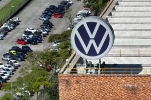 The US asks Mexico to review possible denial of rights at the Volkswagen plant