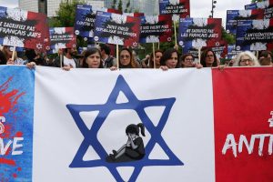 The rape of a Jewish girl in France puts the focus of the end of the campaign on anti-Semitism