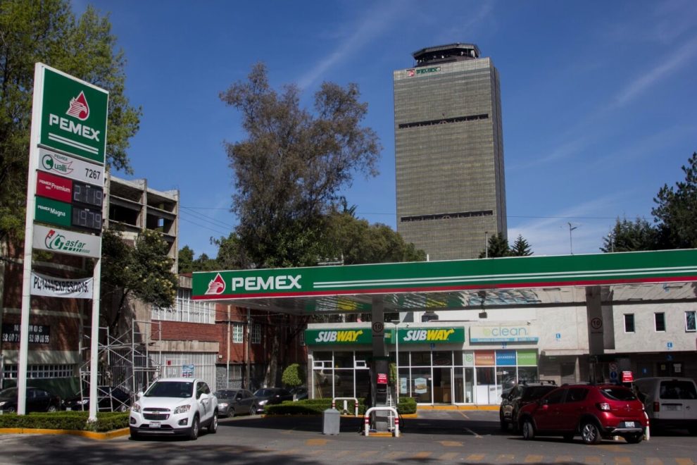 Treasury gives Pemex more time to pay DUC