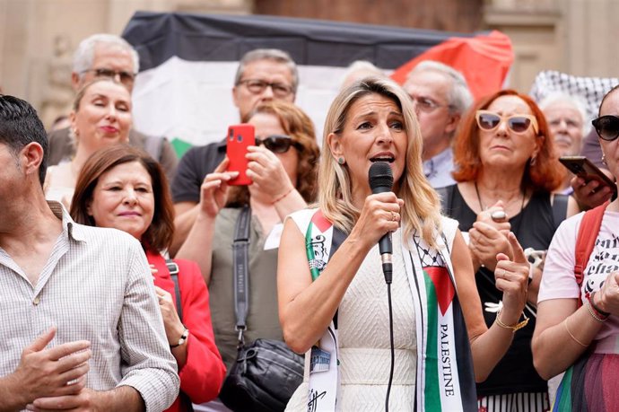 The leader of Sumar, Yolanda Díaz, during an electoral walk for the 9J in the Plaza de las Pasiegas, on June 6, 2024 in Granada (Andalusia, Spain).