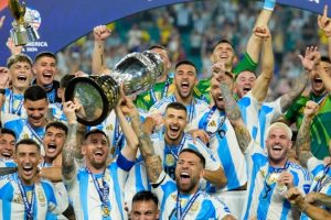 Argentina leads FIFA rankings, but racist chant scandal overshadows achievement