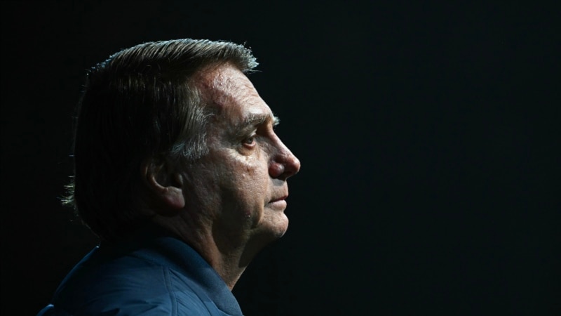 Bolsonaro embezzled $1.2 million in undeclared jewelry from Saudi Arabia, police say