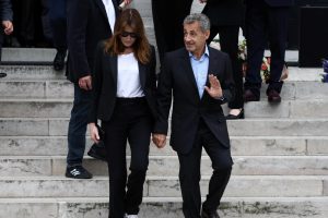 Carla Bruni charged for trying to cover up accusations of illegal financing of Sarkozy's campaign