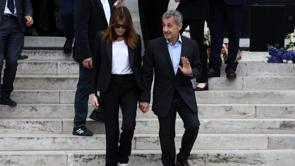 Carla Bruni charged for trying to cover up accusations of illegal financing of Sarkozy's campaign