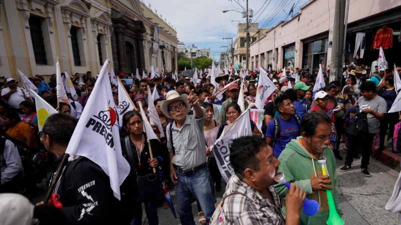 Farmers march against corruption and high food prices