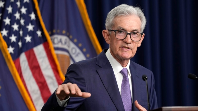 Fed Chairman insists US labor market is cooling