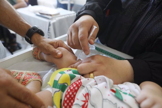 Polio vaccination in the Gaza Strip