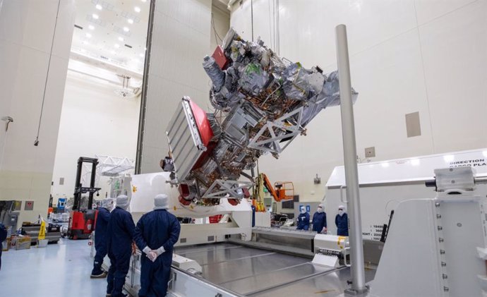 File - Europa Clipper spacecraft at Kennedy Space Center