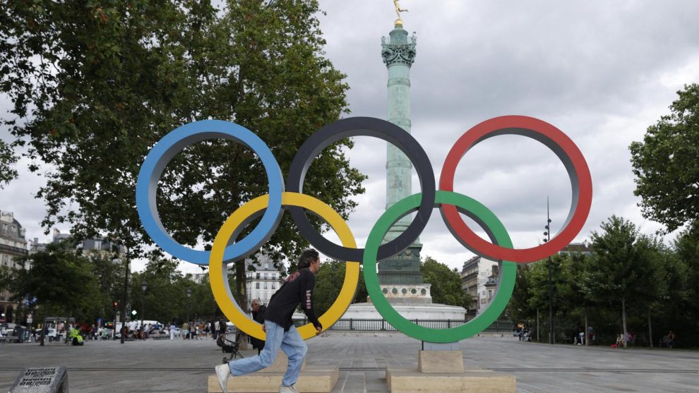 Neo-Nazi arrested in France for planning several attacks during the Paris 2024 Olympics