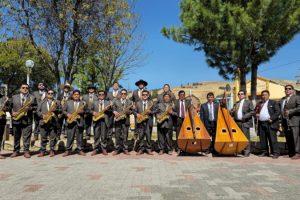 Nine musicians from a folkloric orchestra die after a bus crash in the Peruvian Andes