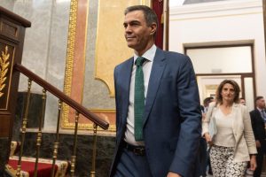 Sánchez announces that the measures for democratic regeneration will limit institutional advertising in the media