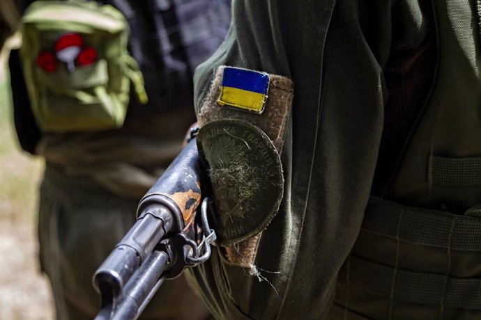 July 5, 2024, Kyiv Region, Ukraine: KYIV REGION, UKRAINE - JULY 5, 2024 - A serviceman holds a rifle during the joint exercise of Ukraine's National Guard and the European Gendarmerie Force (EUROGENDFOR), Kyiv region, northern Ukraine.