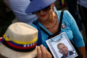 Venezuela enters into a “very fleeting” presidential campaign polarized between two candidates