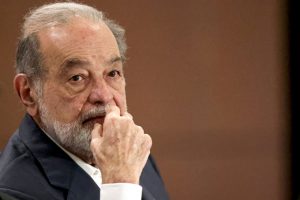 What does Carlos Slim think about artificial intelligence?