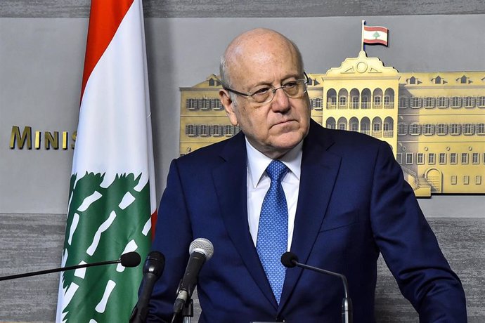 File - Lebanon's acting Prime Minister Nayib Mikati (file)