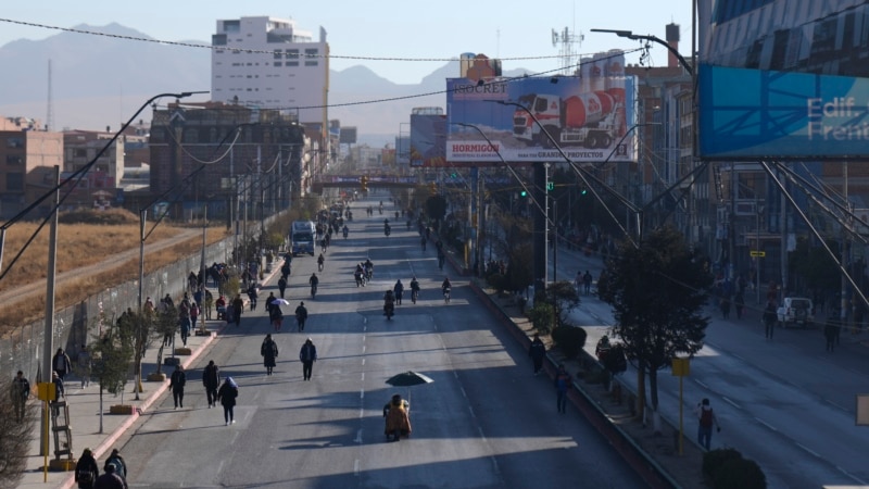 Protests over fuel shortages in Bolivia complicate matters for President Arce