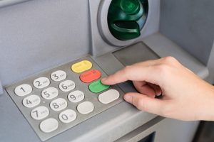 76% of Mexicans feel more unsafe at street ATMs