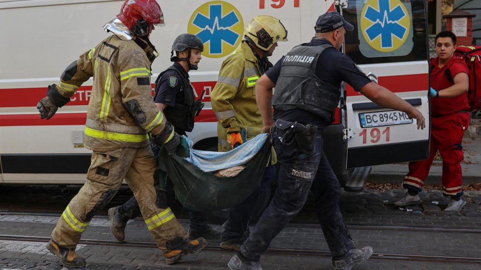 At least seven dead and 19 injured in Russian bombing of Lviv early this morning