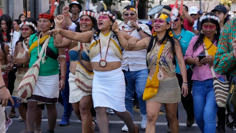 Ecuador: Indigenous people demand closure of oil field in the jungle ordered in referendum