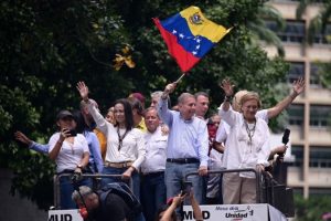 “Edmundo will fight from outside,” she promises to stay in Venezuela