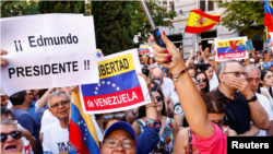 In Photos | Venezuelans in Madrid gather in support of Edmundo González