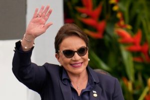 Honduran president asked to resign over alleged ties between relatives and drug traffickers