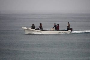 Fishermen return to shore ahead of Hurricane John's arrival in Salina Cruz, Oaxaca state, Mexico, September 23, 2024.