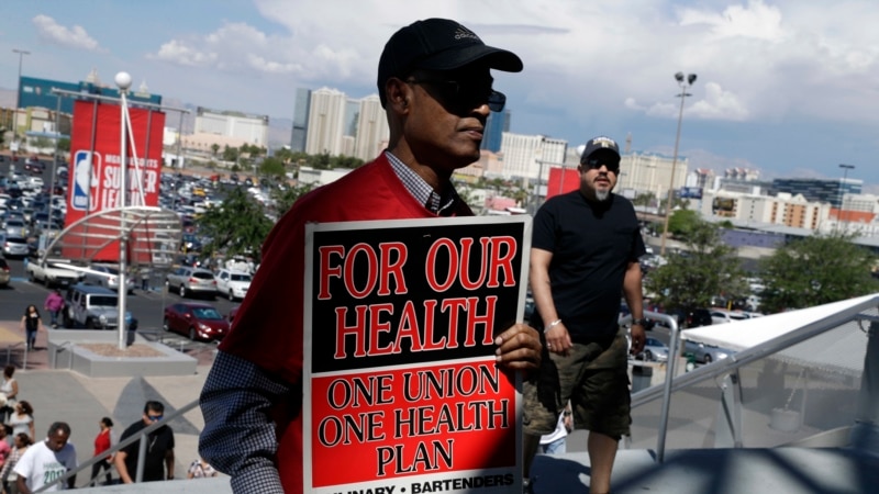 Some 10,000 hotel workers strike in US cities over contract disputes